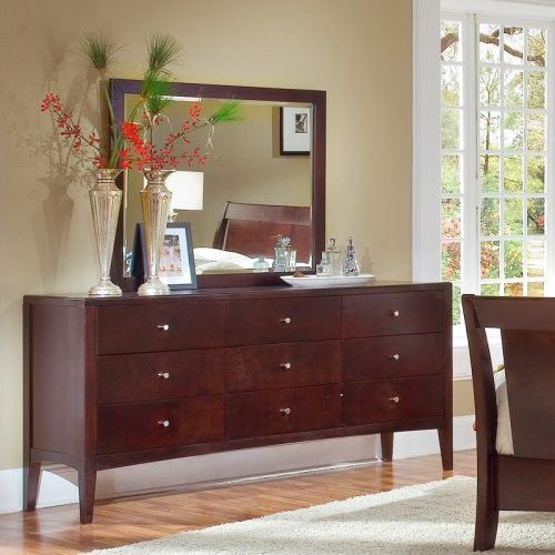 Picture of Casual Clothes Dresser